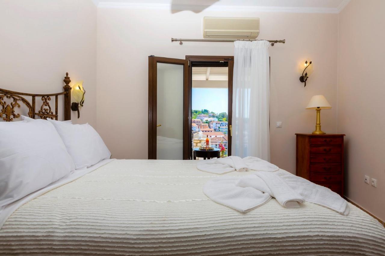 Solaris Methea- Luxury Central Villa By The Castle Kassiopi Ngoại thất bức ảnh