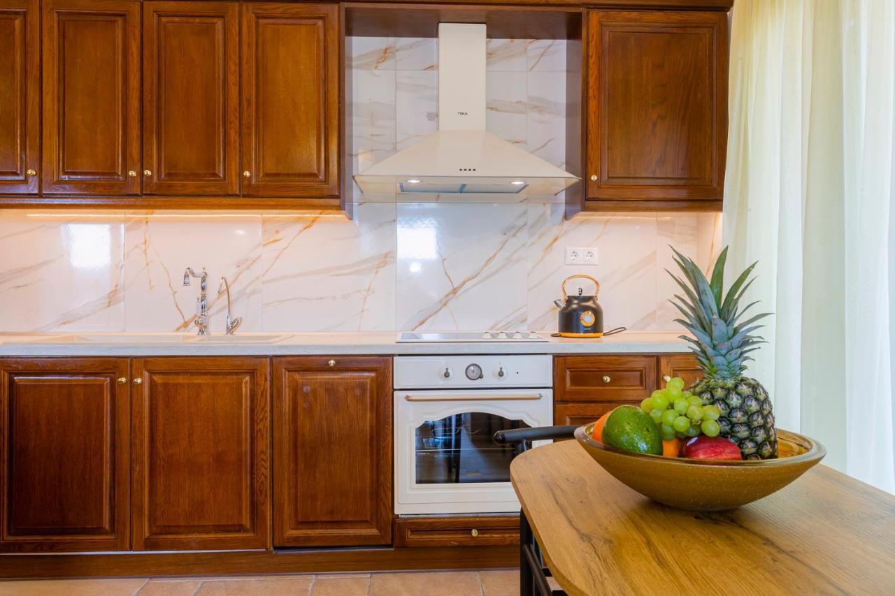 Solaris Methea- Luxury Central Villa By The Castle Kassiopi Ngoại thất bức ảnh