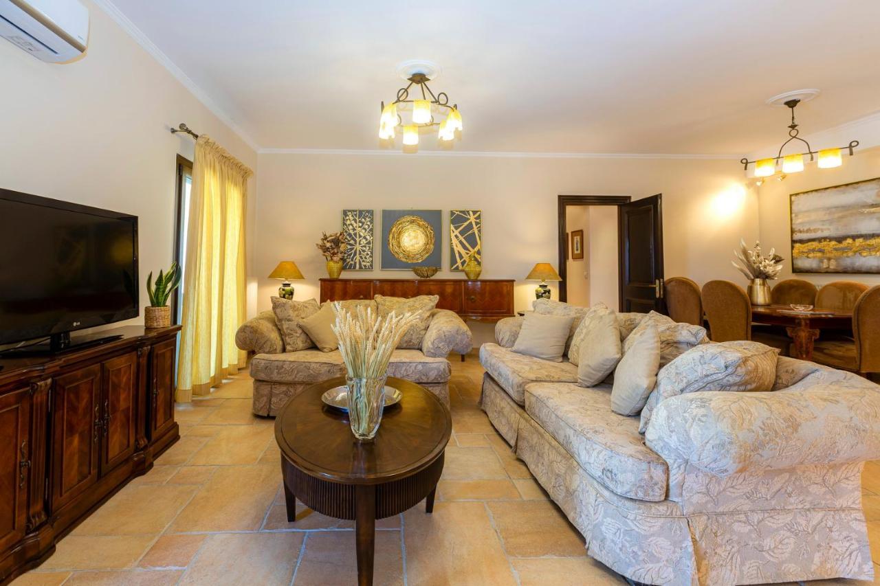 Solaris Methea- Luxury Central Villa By The Castle Kassiopi Ngoại thất bức ảnh